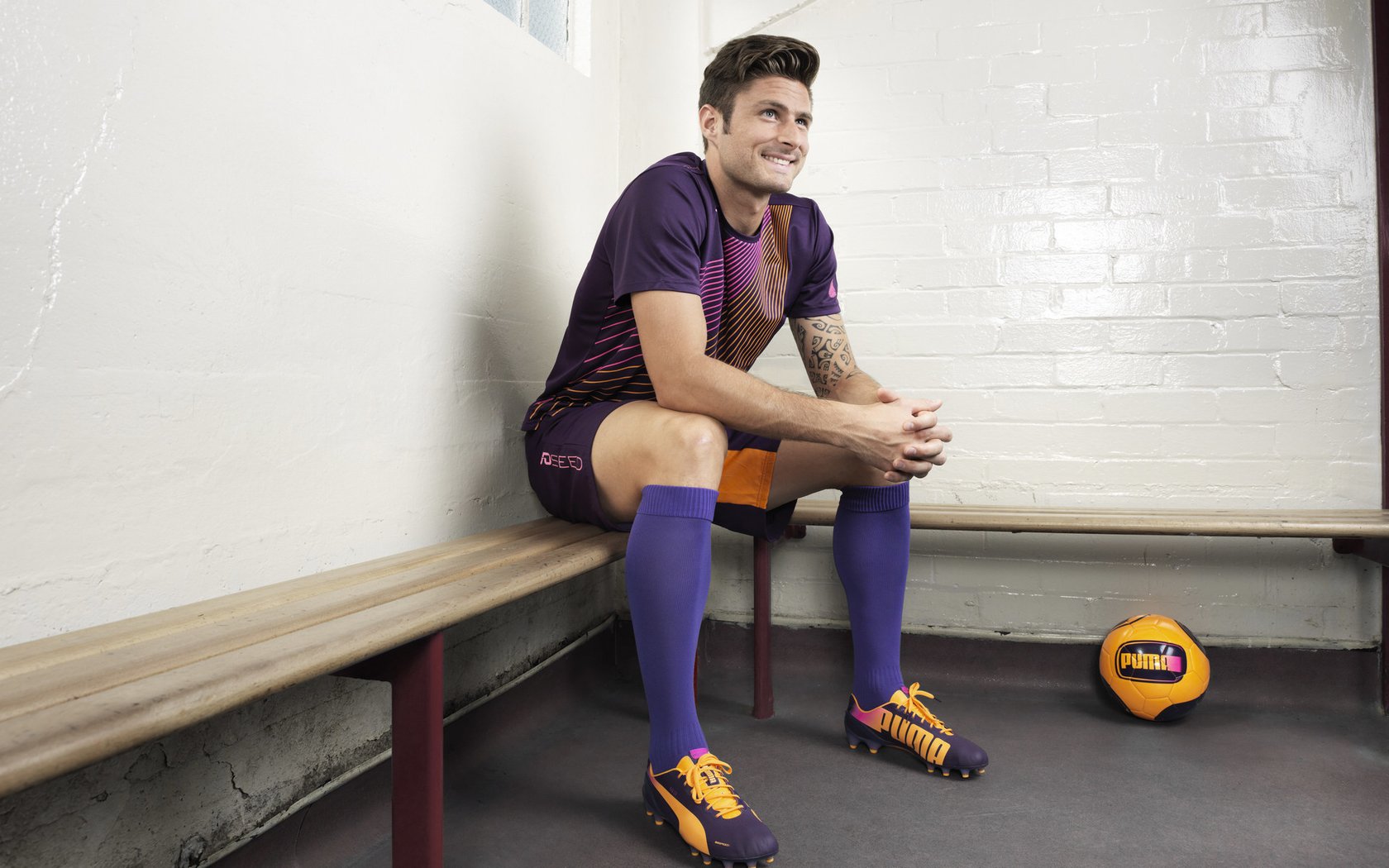 爱游戏体育-“青春奔跑”青少年运动夏令营在云南拉开帷幕，融合凉山和边疆区域体育振兴