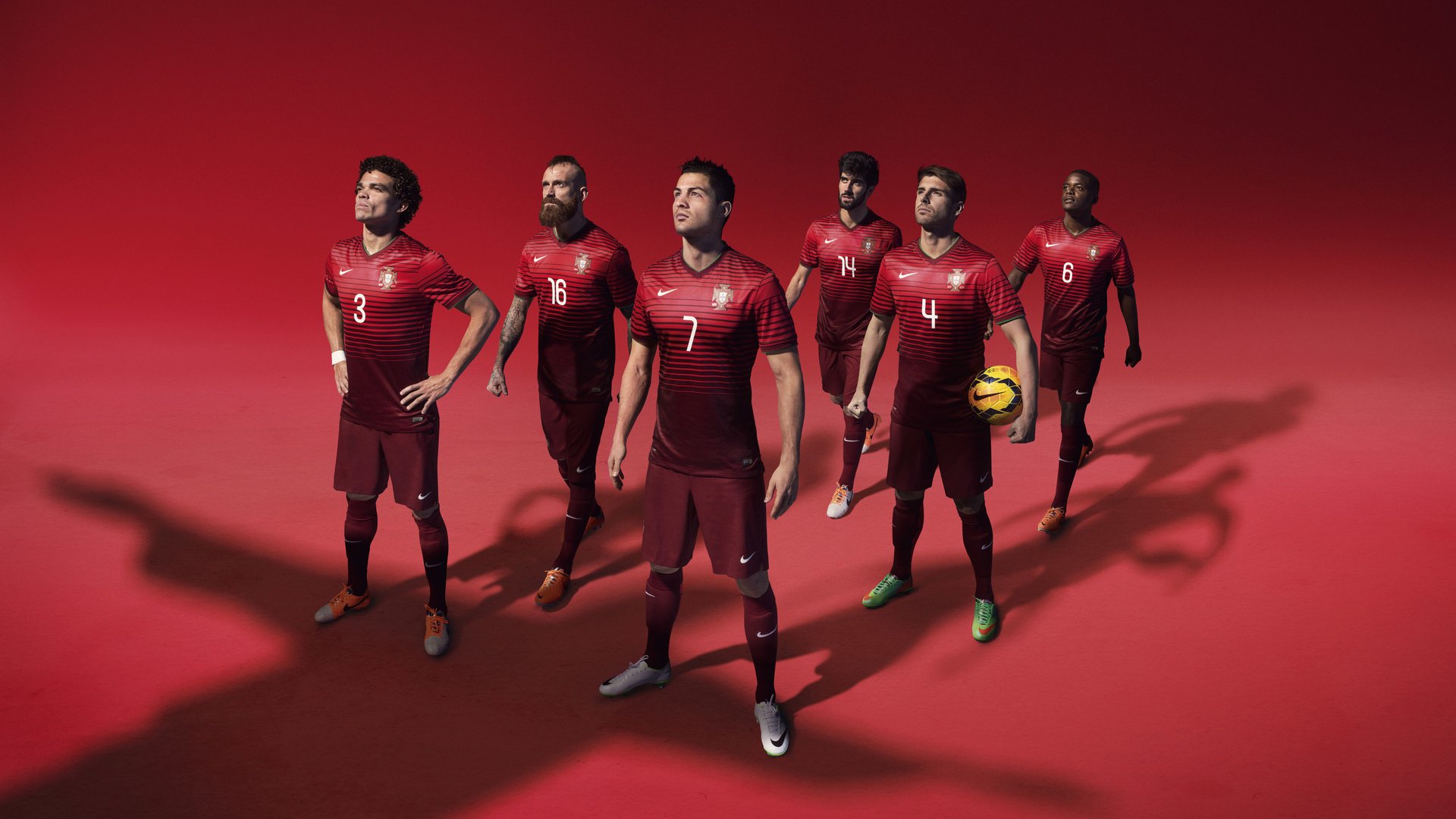 爱游戏入口-德甲创新战术理念，精彩比赛不断精彩纷呈，德甲联赛特性及大数据精细汇总